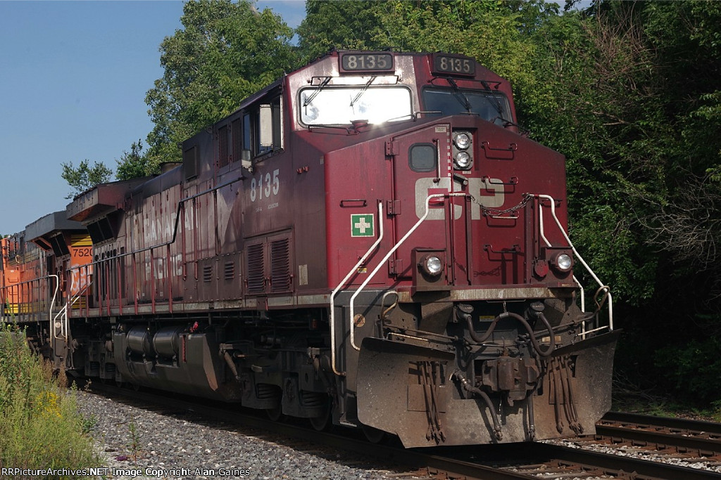 CP 8135